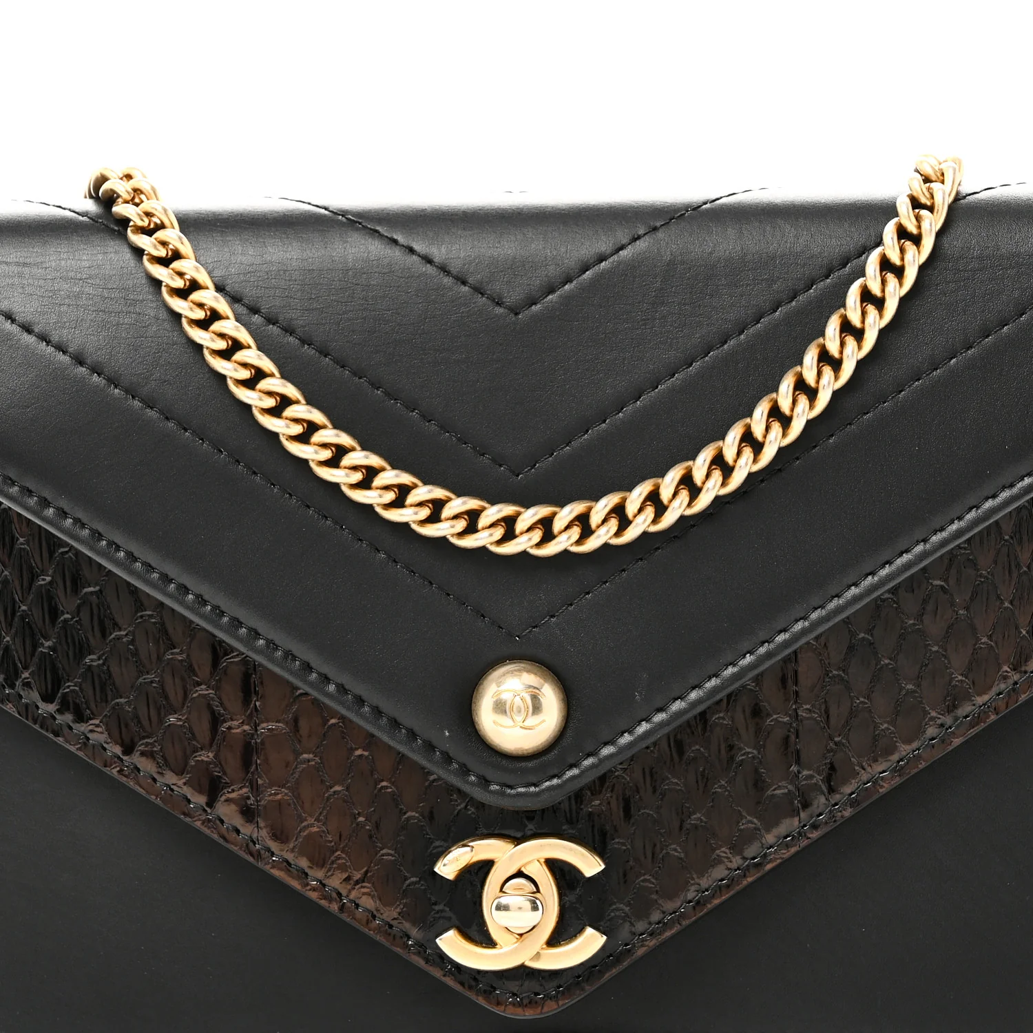 Calfskin Elaphe Double Chevron Mini Wallet On Chain WOC Black - Image 9