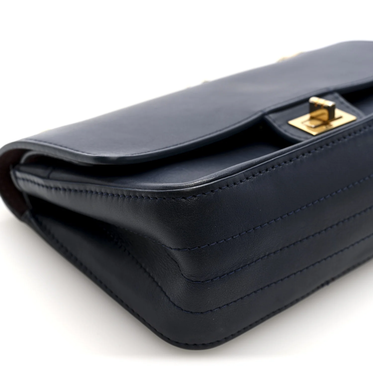 Calfskin Nude 2.55 Reissue 225 Flap Blue - Image 9