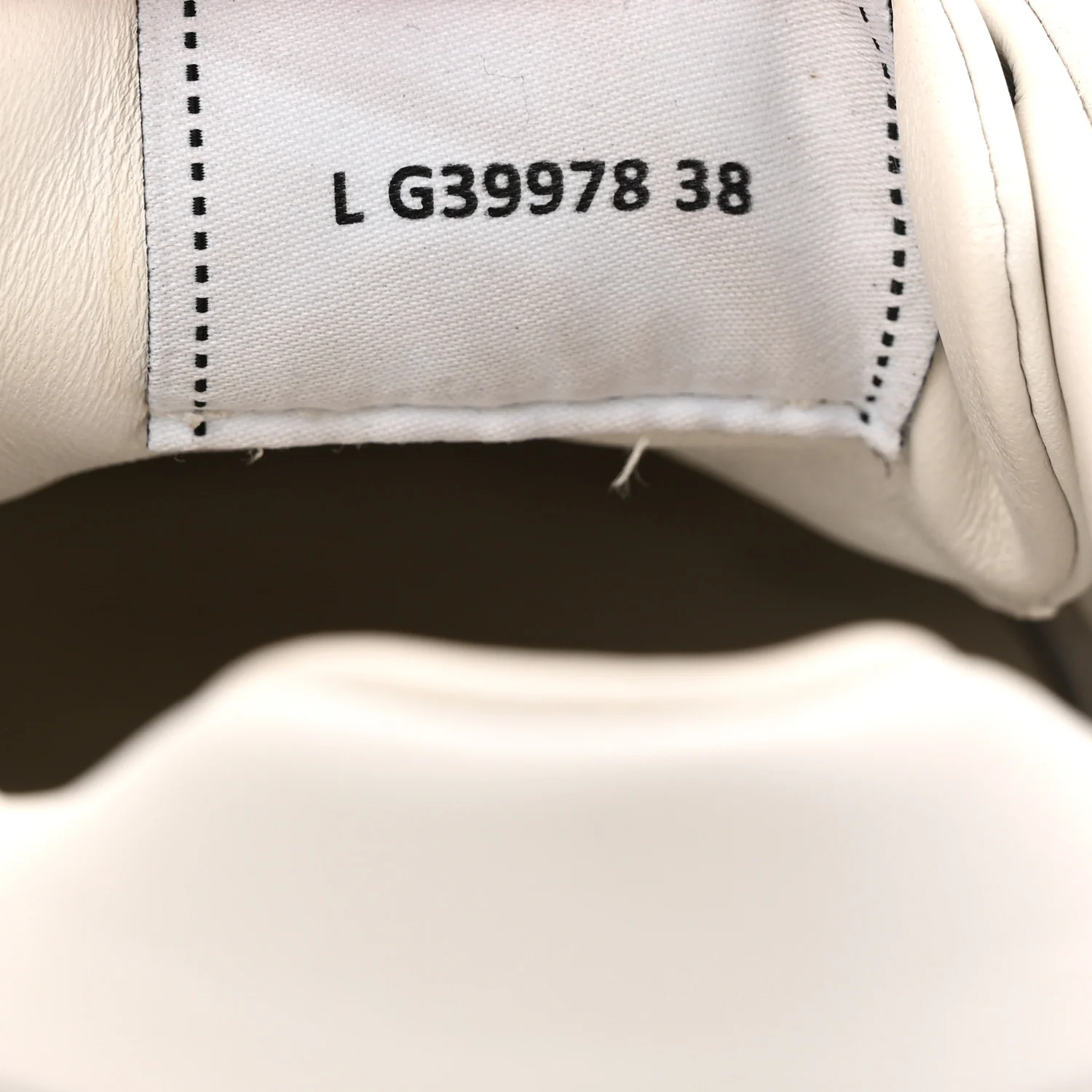 Calfskin Patent Womens CC Sneakers 38 White Black Red - Image 9