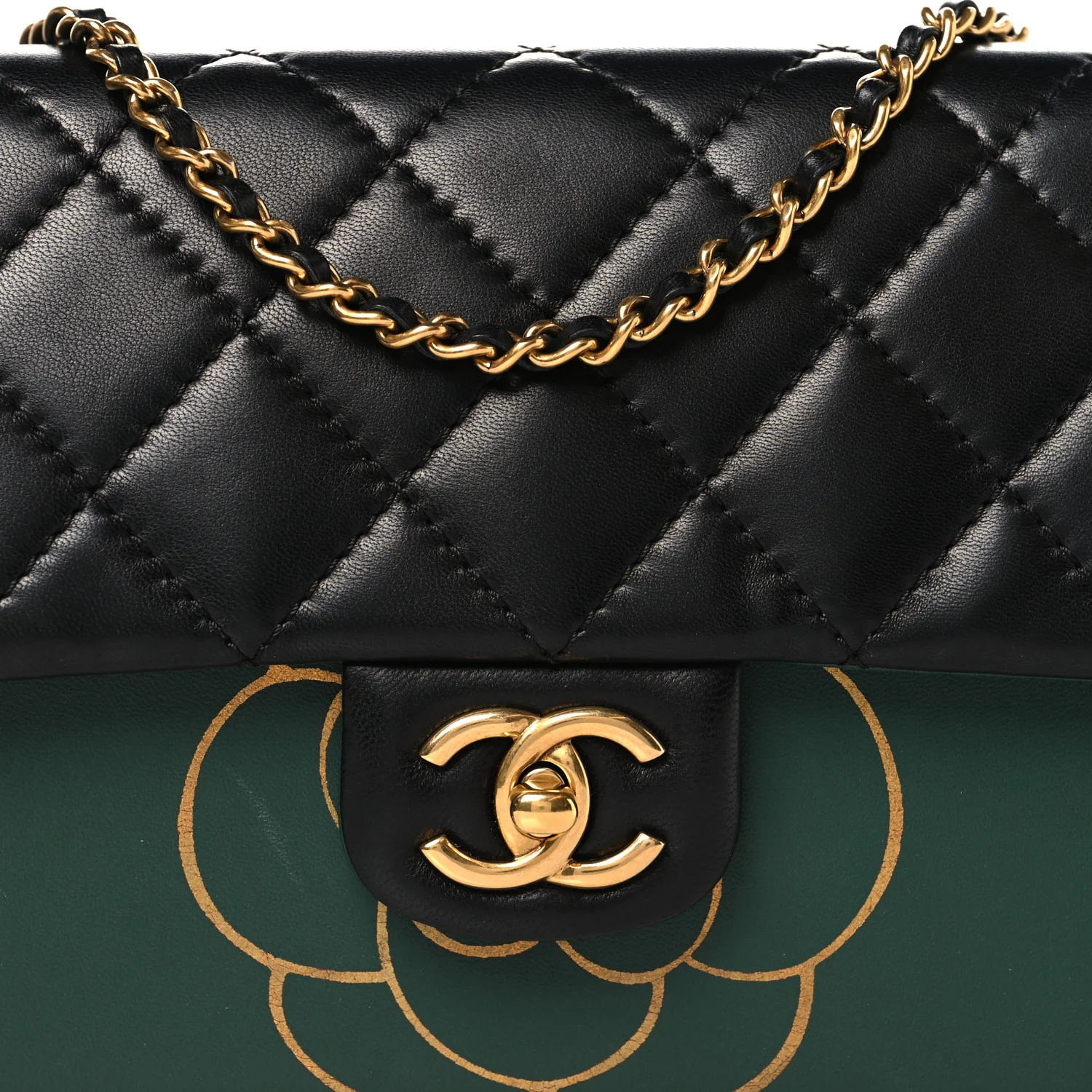 Calfskin Quilted Brasserie Gabrielle Menu CC Clutch Green - Image 8