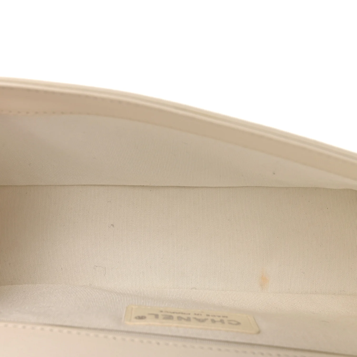 Calfskin Quilted Medium Boy Flap White - Image 5