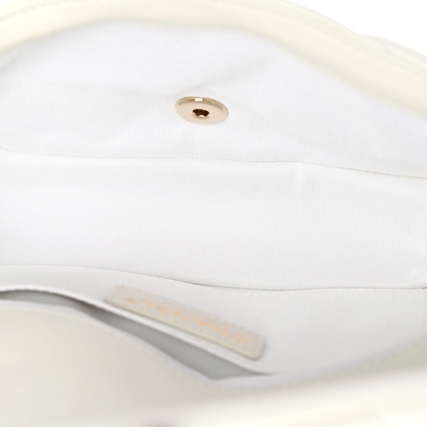 Calfskin Quilted Medium Bubbly Flap White - Image 6