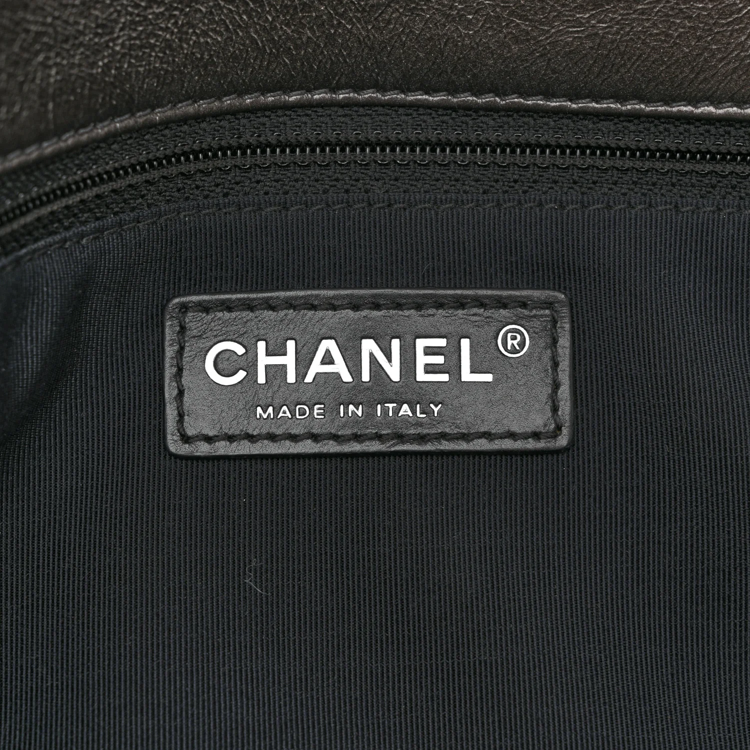 Calfskin Quilted Medium Chain Me Flap Grey - Image 6