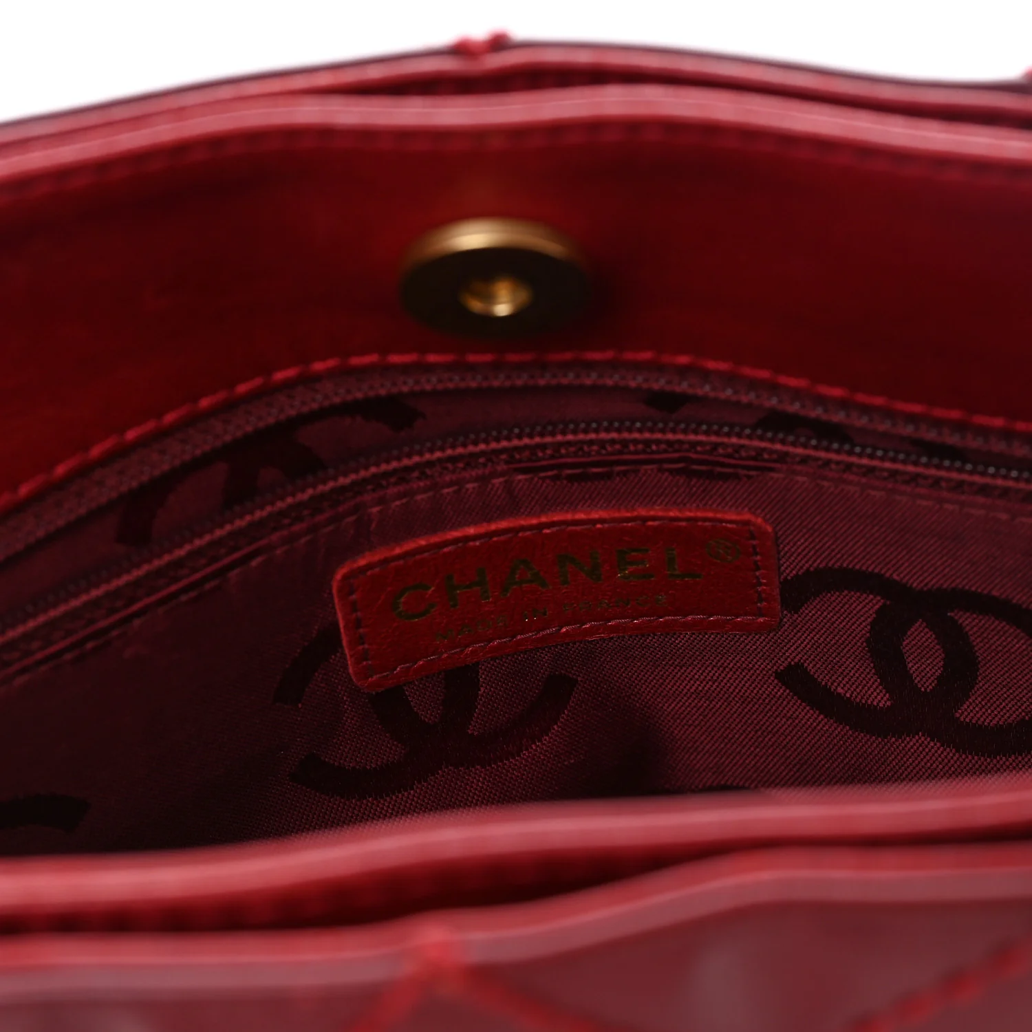 Calfskin Stitch Small Surpique Tote Red - Image 7