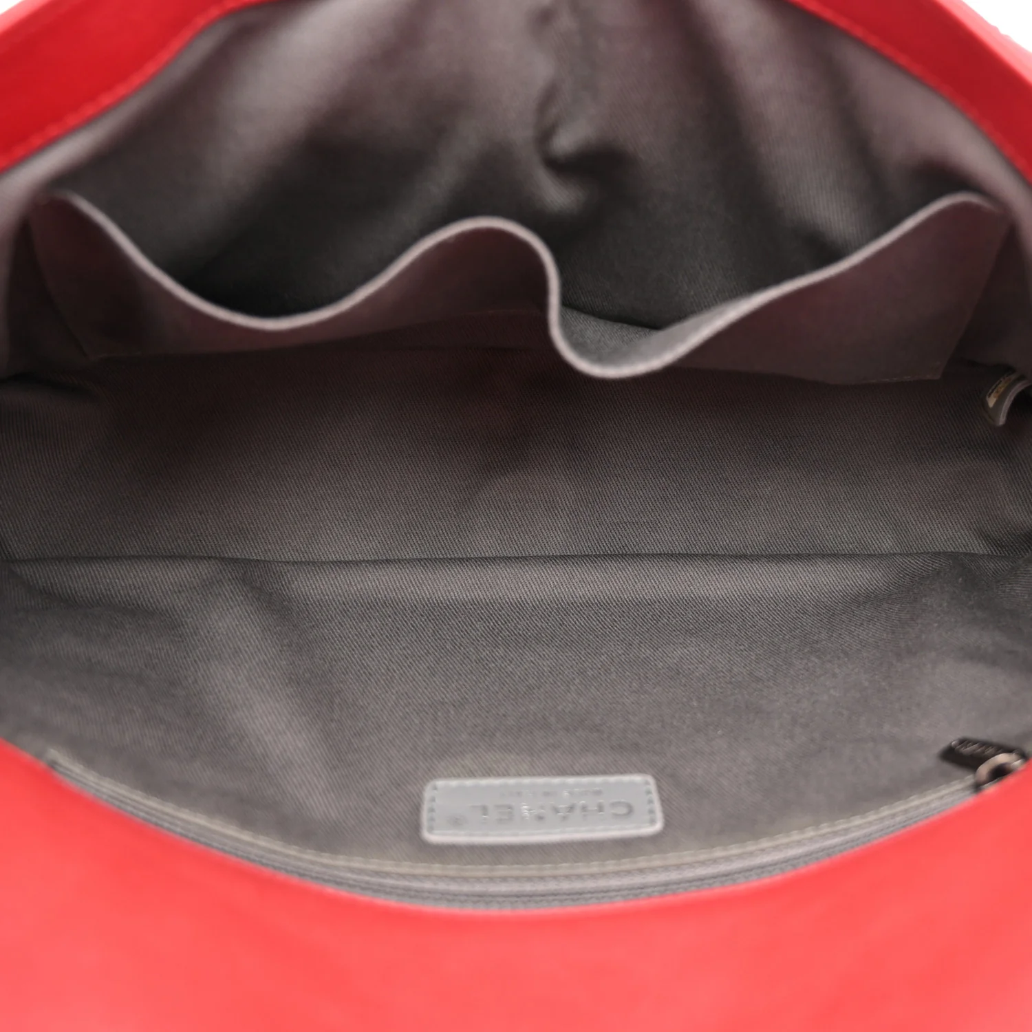 Calfskin Ultimate Stitch Flap Red - Image 5