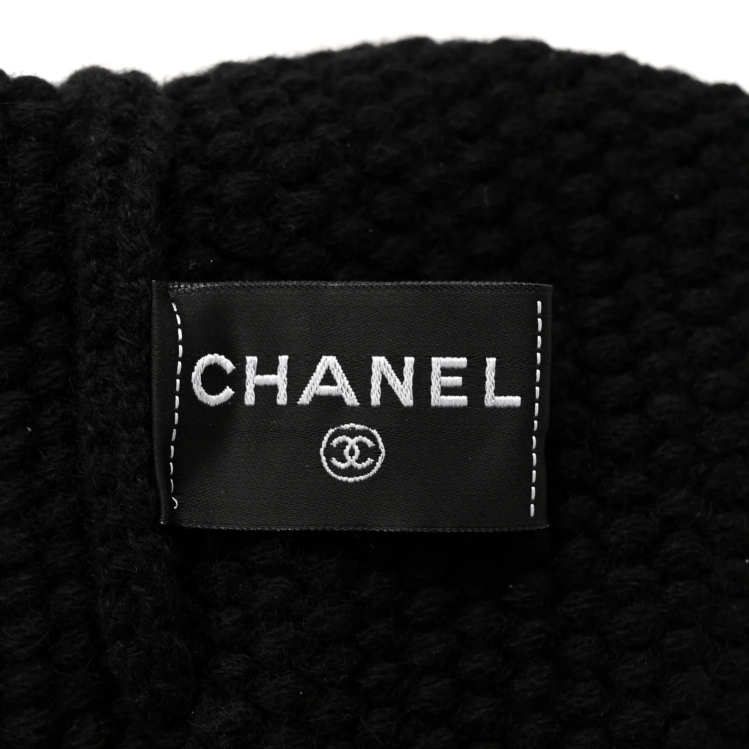 Cashmere CC Beanie Hat Black Pink - Image 5