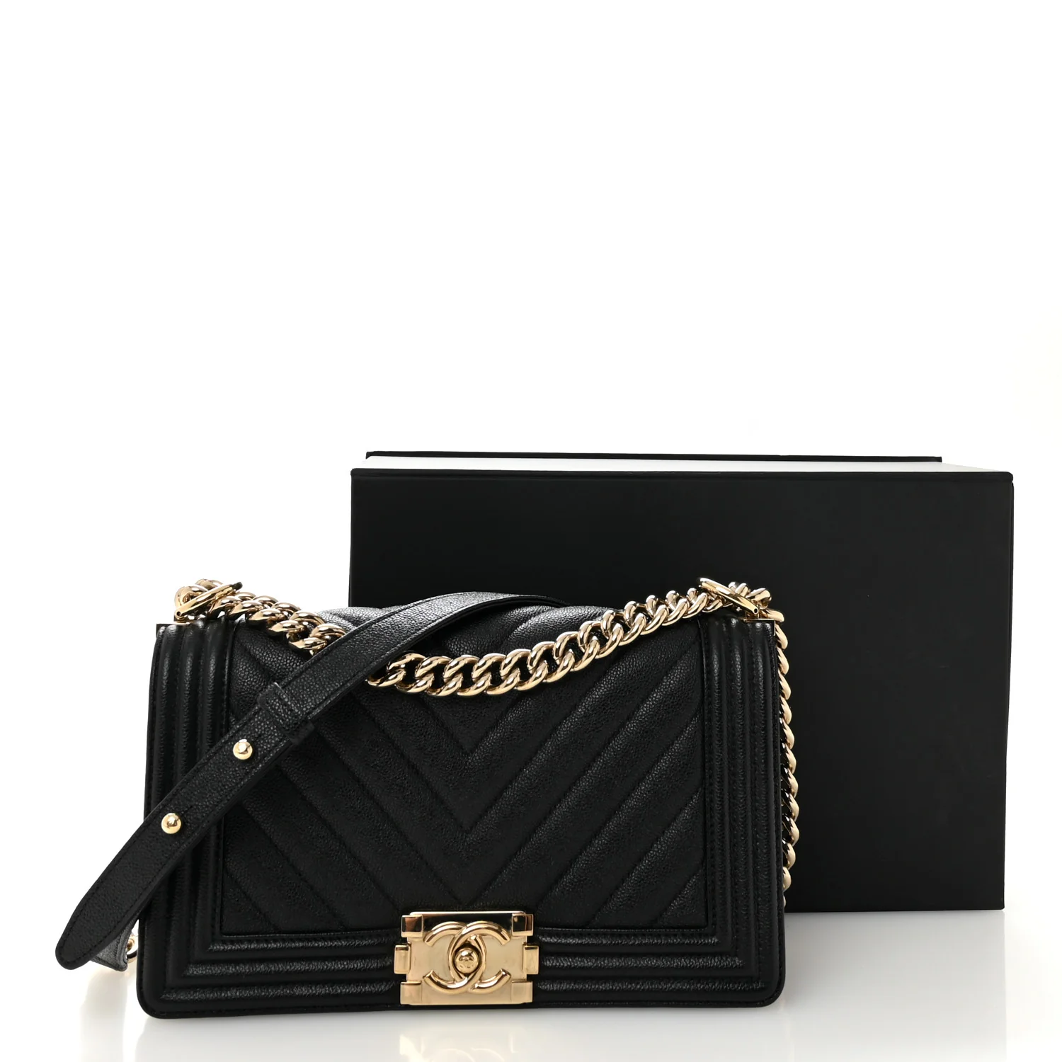 Caviar Chevron Quilted Medium Boy Flap Black - Image 11