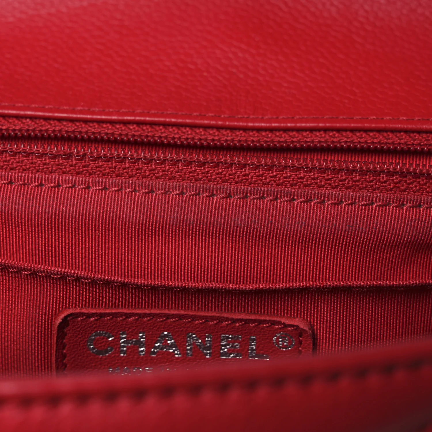 Caviar Chevron Quilted Small Single Flap Red - Image 16