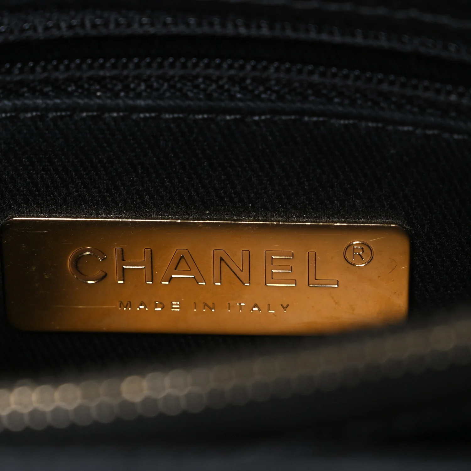 Caviar Diamond Stitched Small Top Handle Flap Black - Image 6