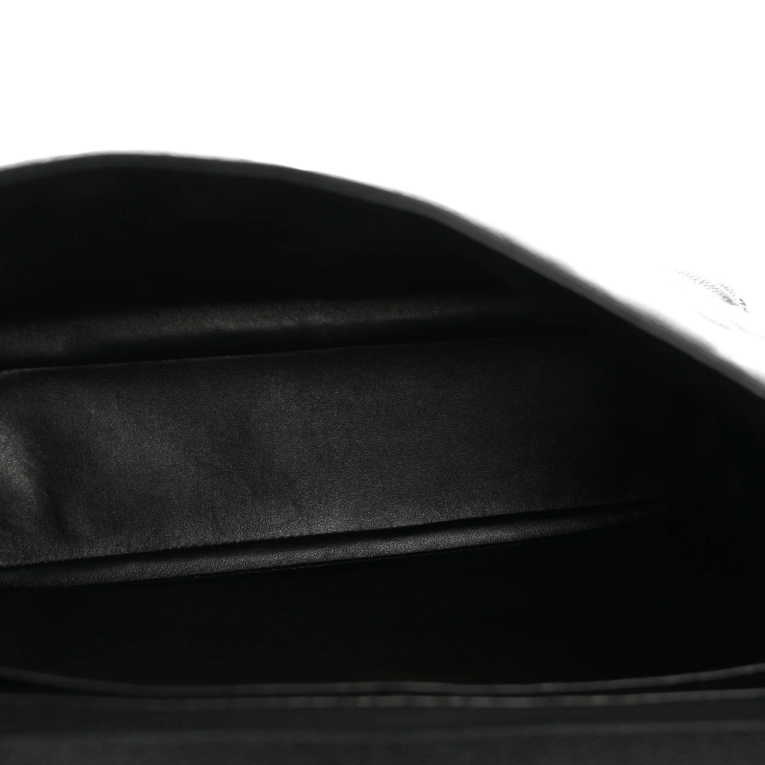 Caviar Maxi Single Flap Black - Image 5