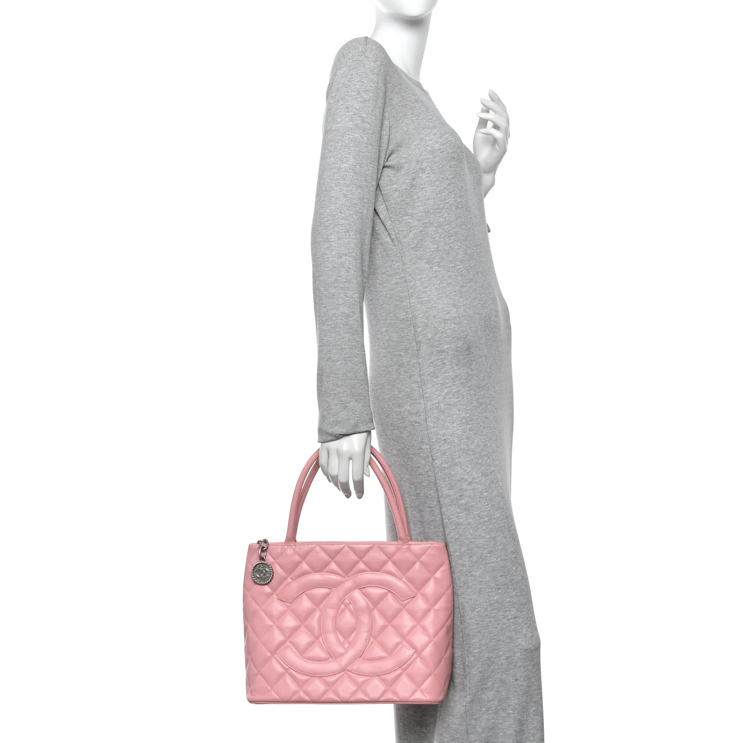 Caviar Medallion CC Tote Light Pink - Image 2
