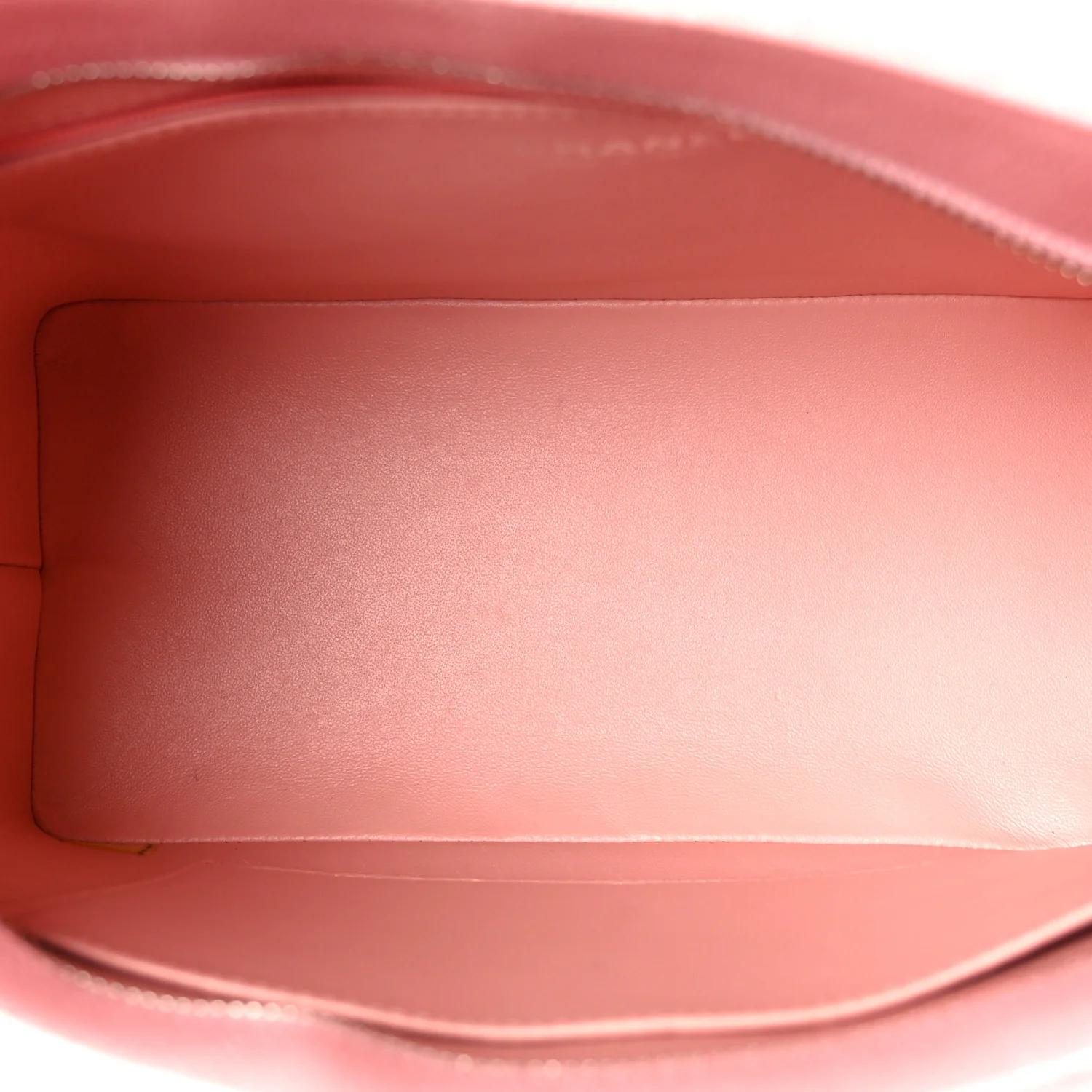 Caviar Medallion CC Tote Light Pink - Image 4