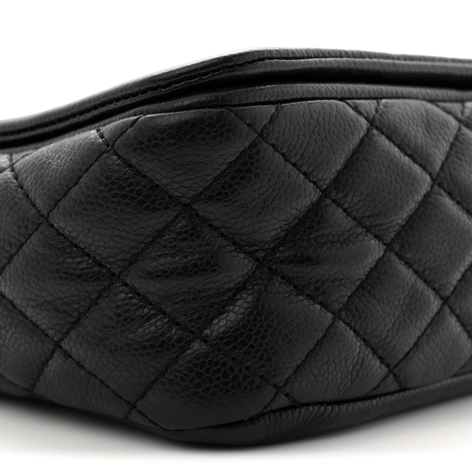 Caviar Medium Timeless CC Flap Black - Image 9