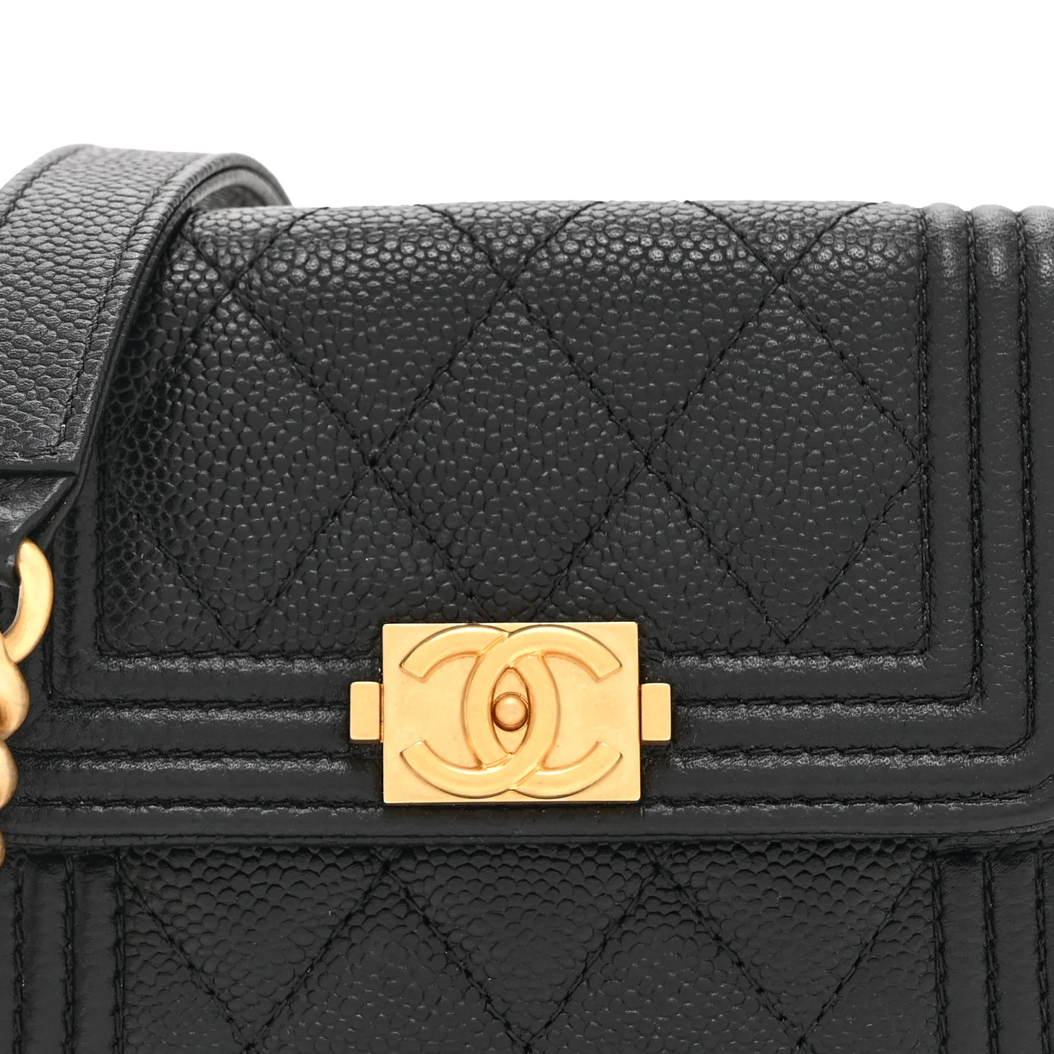 Caviar Quilted Boy Card Holder On Chain Black - Image 9