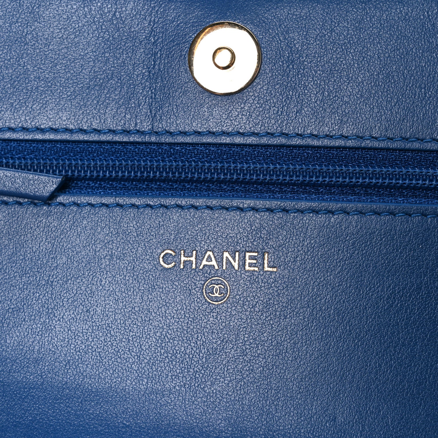 Caviar Quilted CC Filigree Wallet On Chain WOC Blue - Image 6