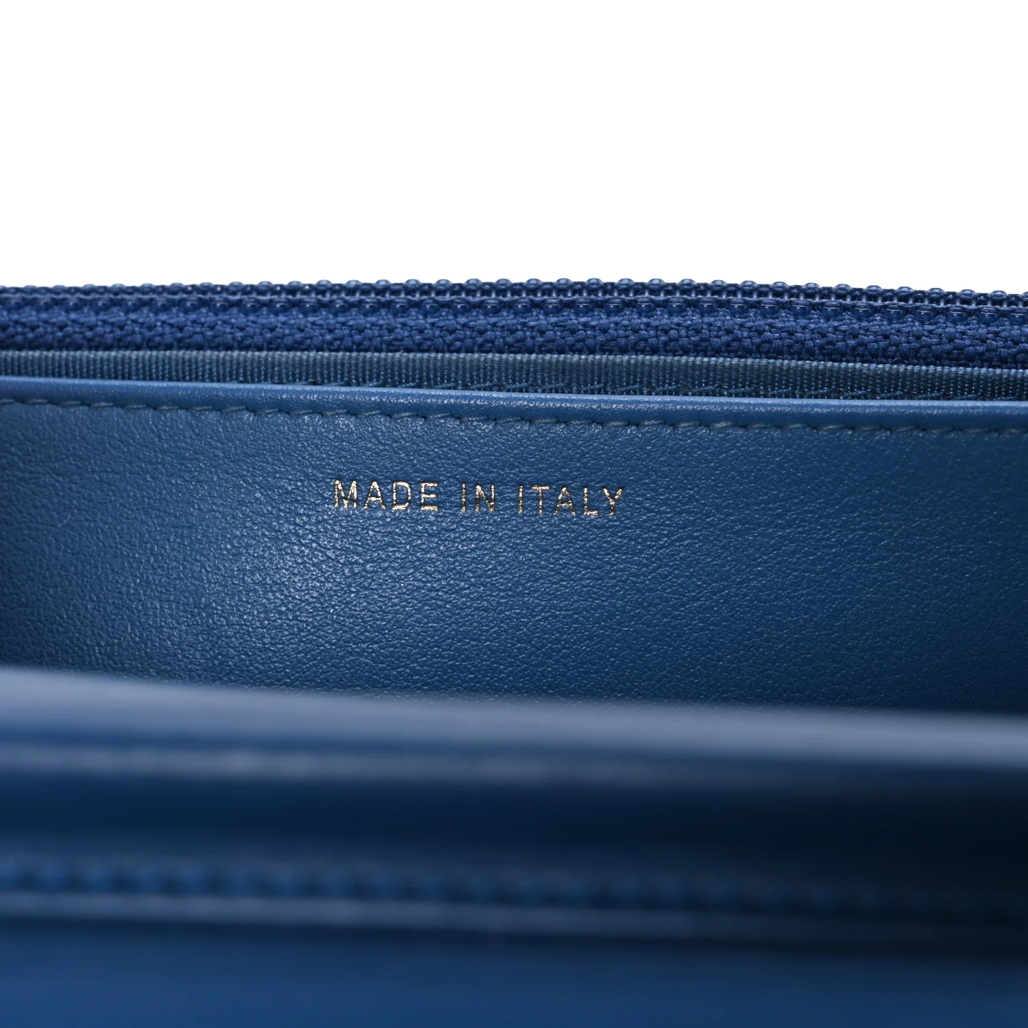 Caviar Quilted CC Filigree Wallet On Chain WOC Blue - Image 7