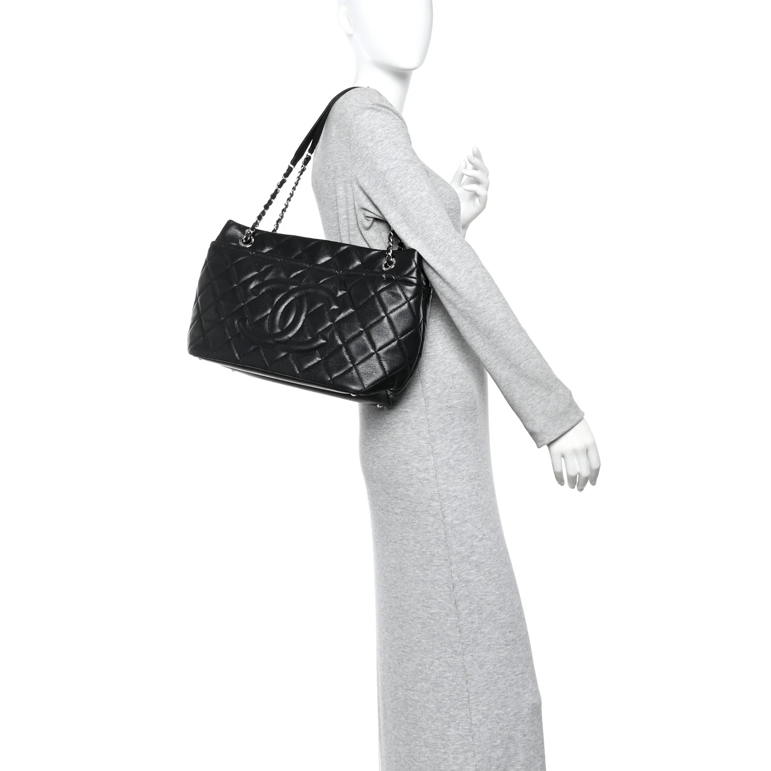 Caviar Quilted CC Timeless Soft Tote Black - Image 2