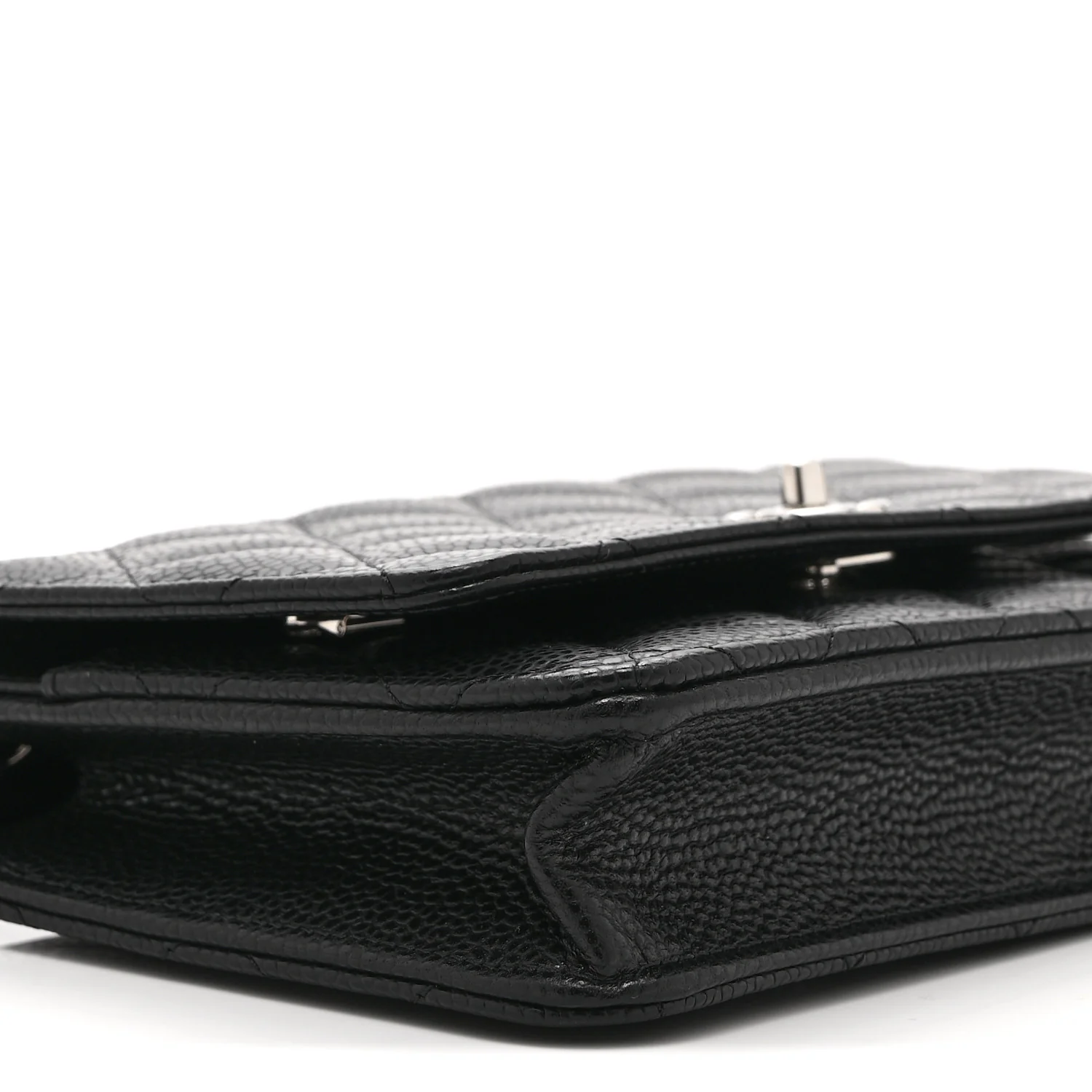 Caviar Quilted CC Turnlock Wallet On Chain WOC Black - Image 10