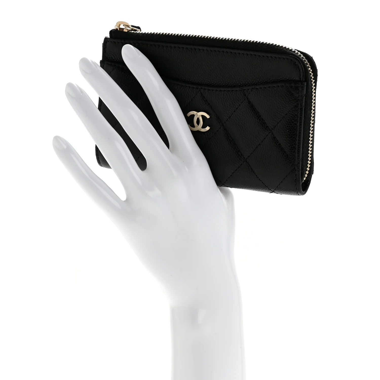Caviar Quilted CC Zip Around Card Holder Black - Image 2