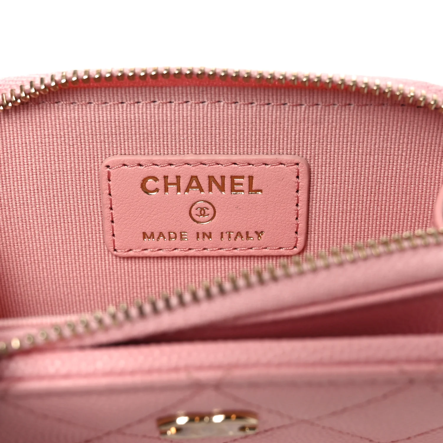 Caviar Quilted Compact Zipped Wallet Pink - Image 6