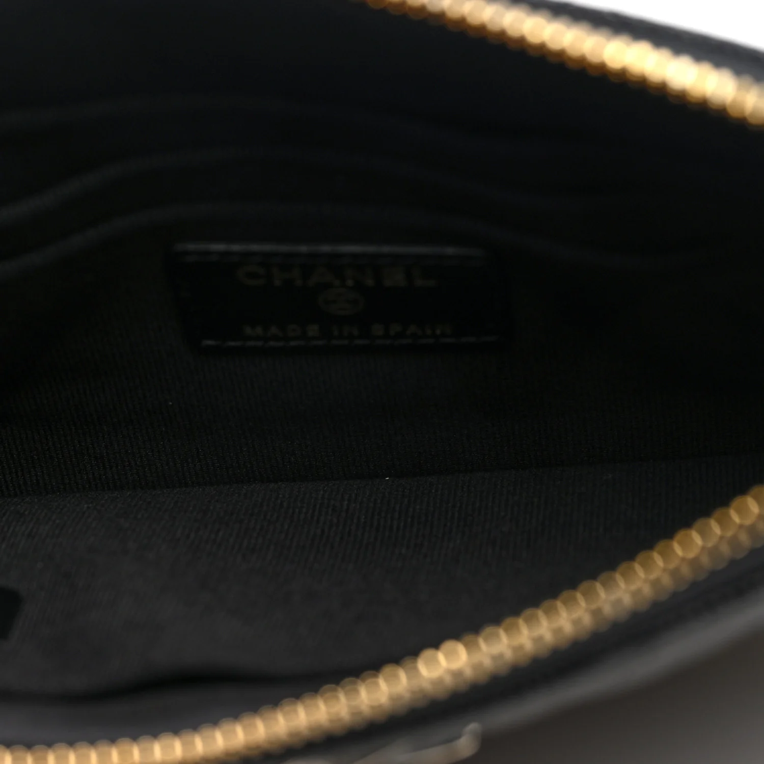 Caviar Quilted Crystal Enamel Cosmetic Case Black - Image 5