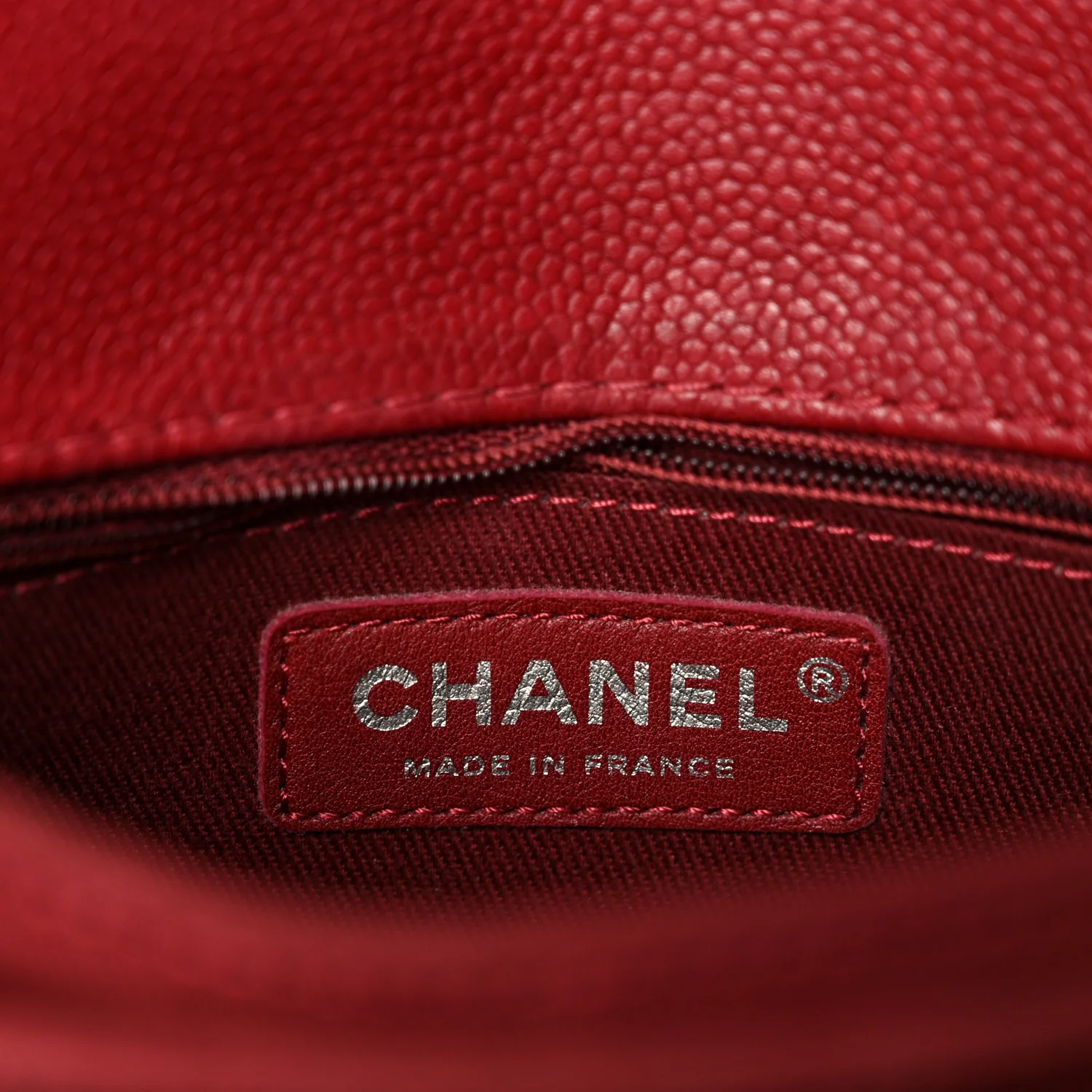 Caviar Quilted Flap With Chain Red - Image 7
