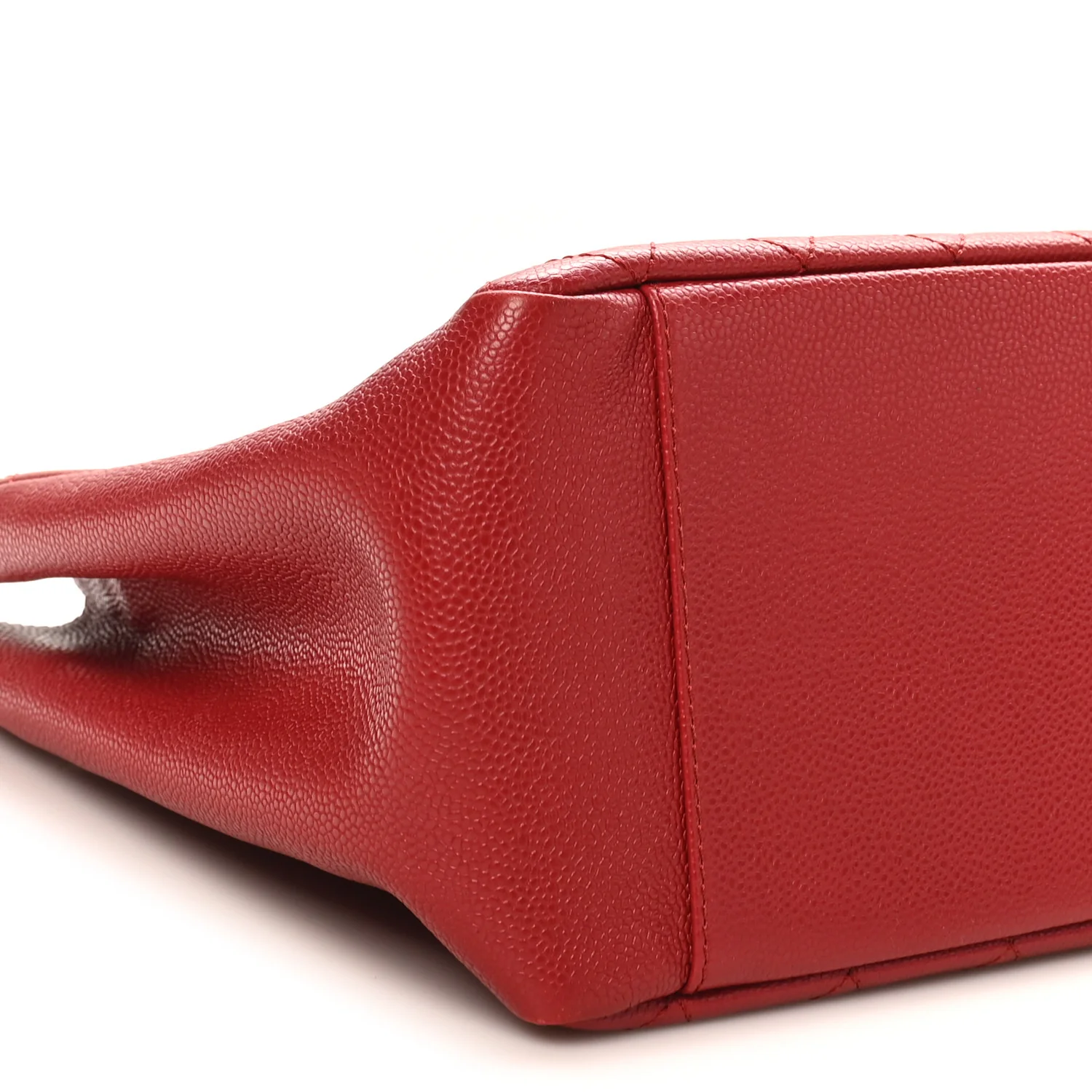 Caviar Quilted Grand Shopping Tote GST Red - Image 9