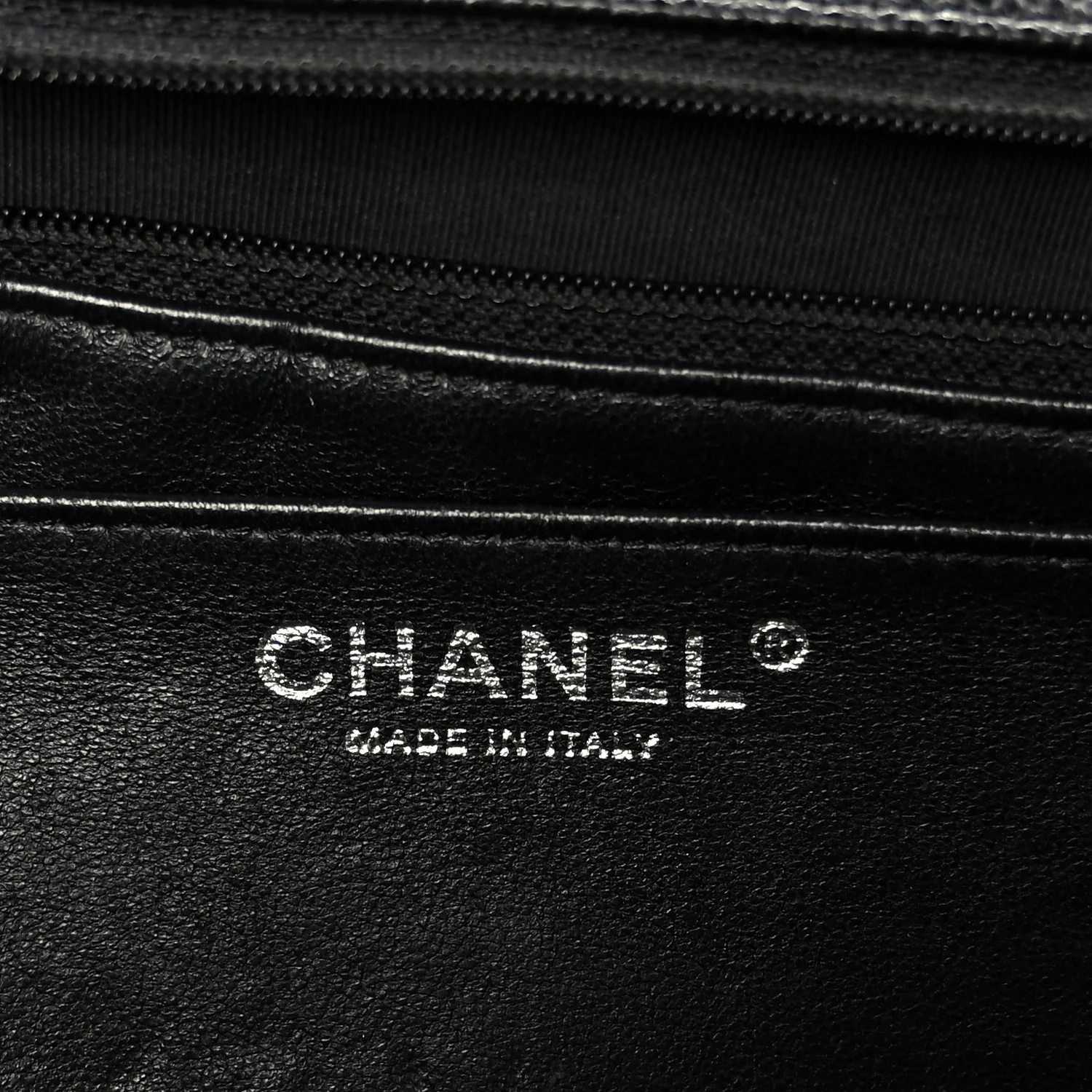 Caviar Quilted Jumbo Single Flap Black - Image 6