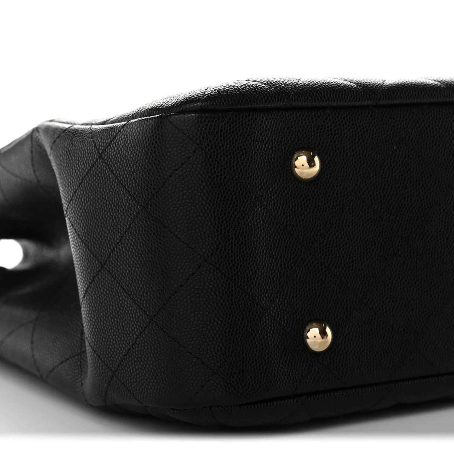 Caviar Quilted Large CC Shopping Tote Black - Image 16