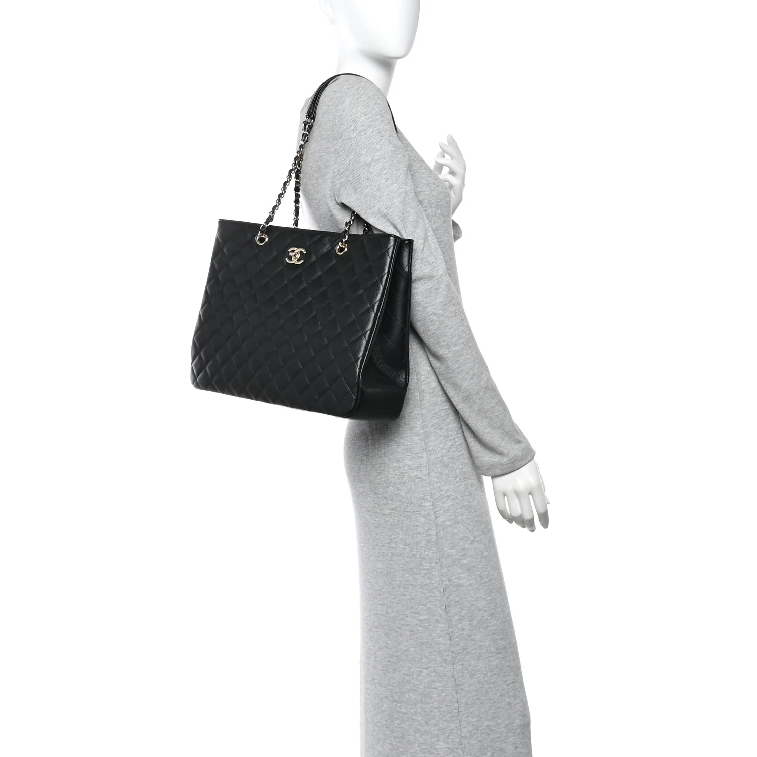 Caviar Quilted Large Shopping Tote Black - Image 2