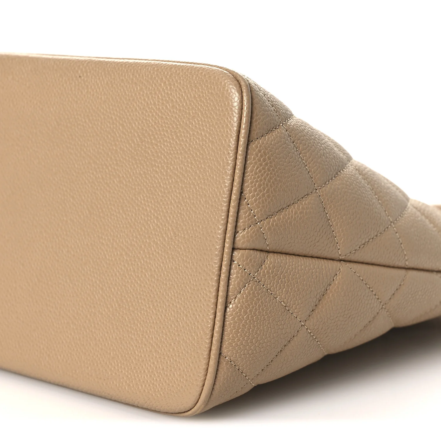Caviar Quilted Medallion Tote Beige - Image 10