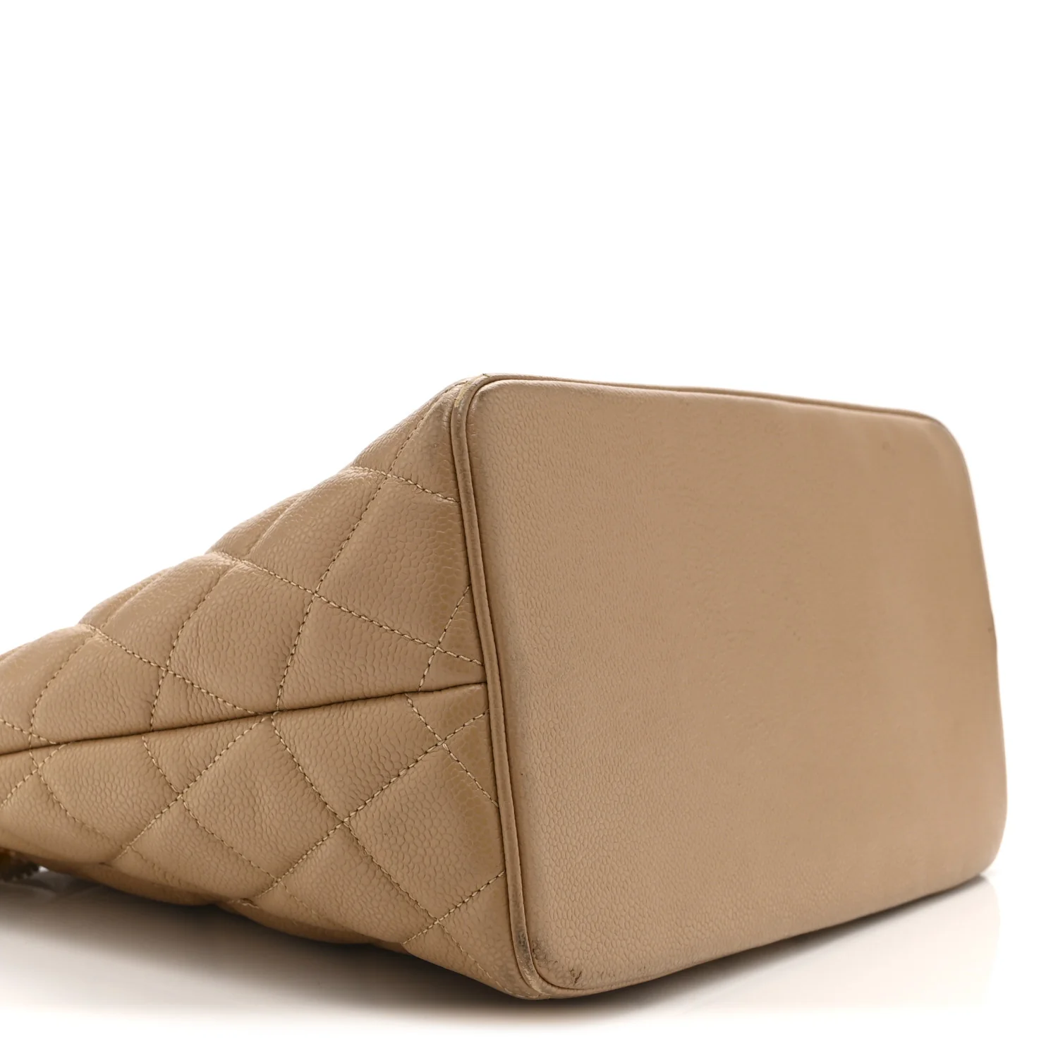 Caviar Quilted Medallion Tote Beige - Image 9