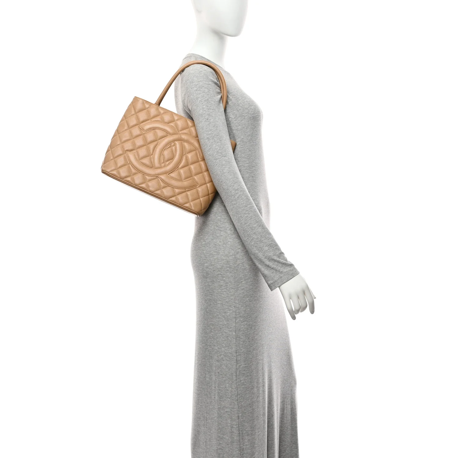 Caviar Quilted Medallion Tote Beige - Image 2