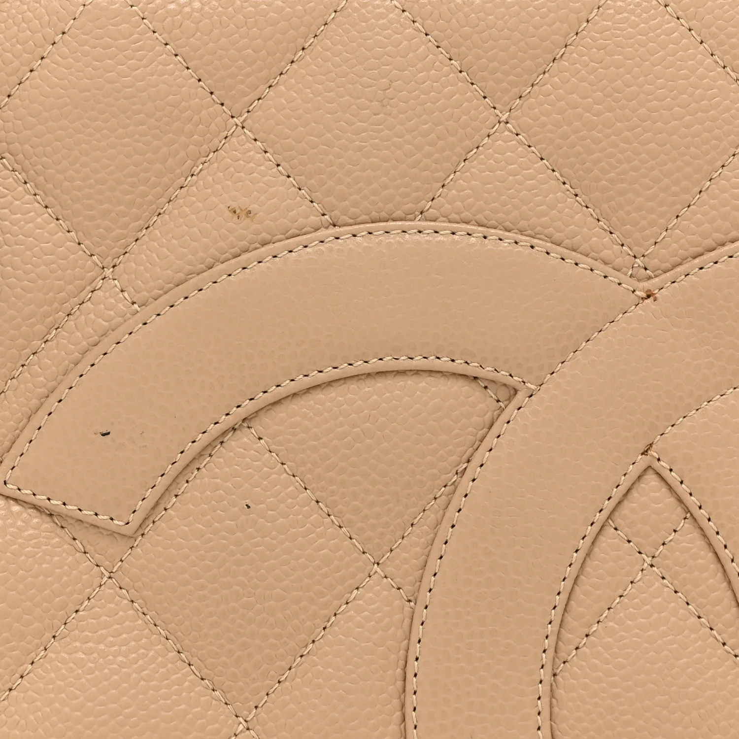 Caviar Quilted Medallion Tote Beige - Image 11