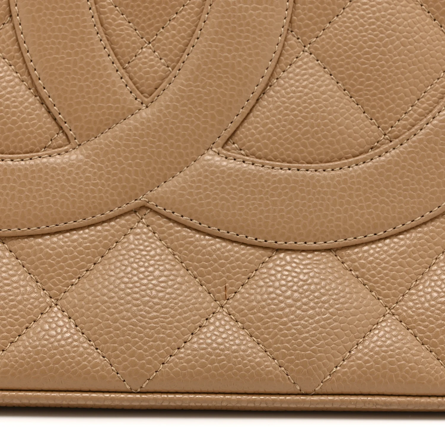 Caviar Quilted Medallion Tote Beige - Image 12