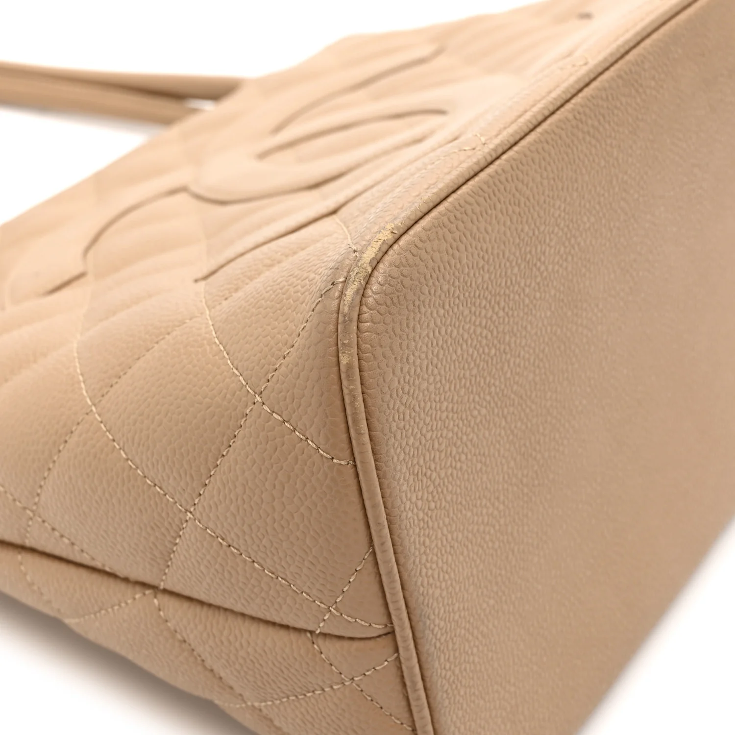Caviar Quilted Medallion Tote Beige - Image 14