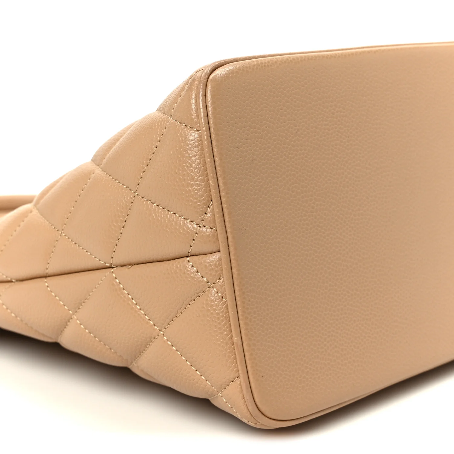 Caviar Quilted Medallion Tote Beige - Image 8