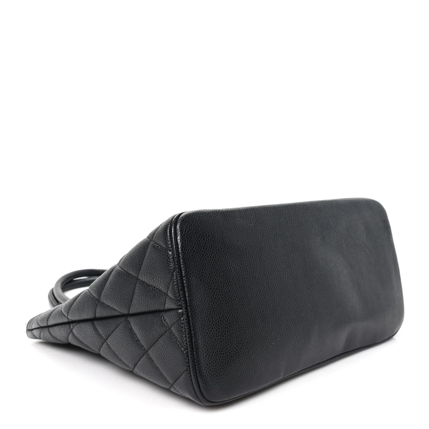 Caviar Quilted Medallion Tote Black - Image 4