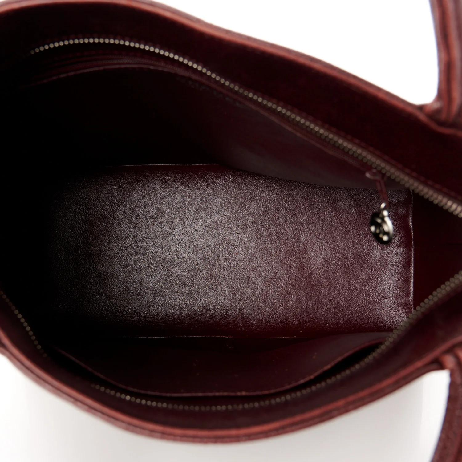 Caviar Quilted Medallion Tote Bordeaux - Image 5