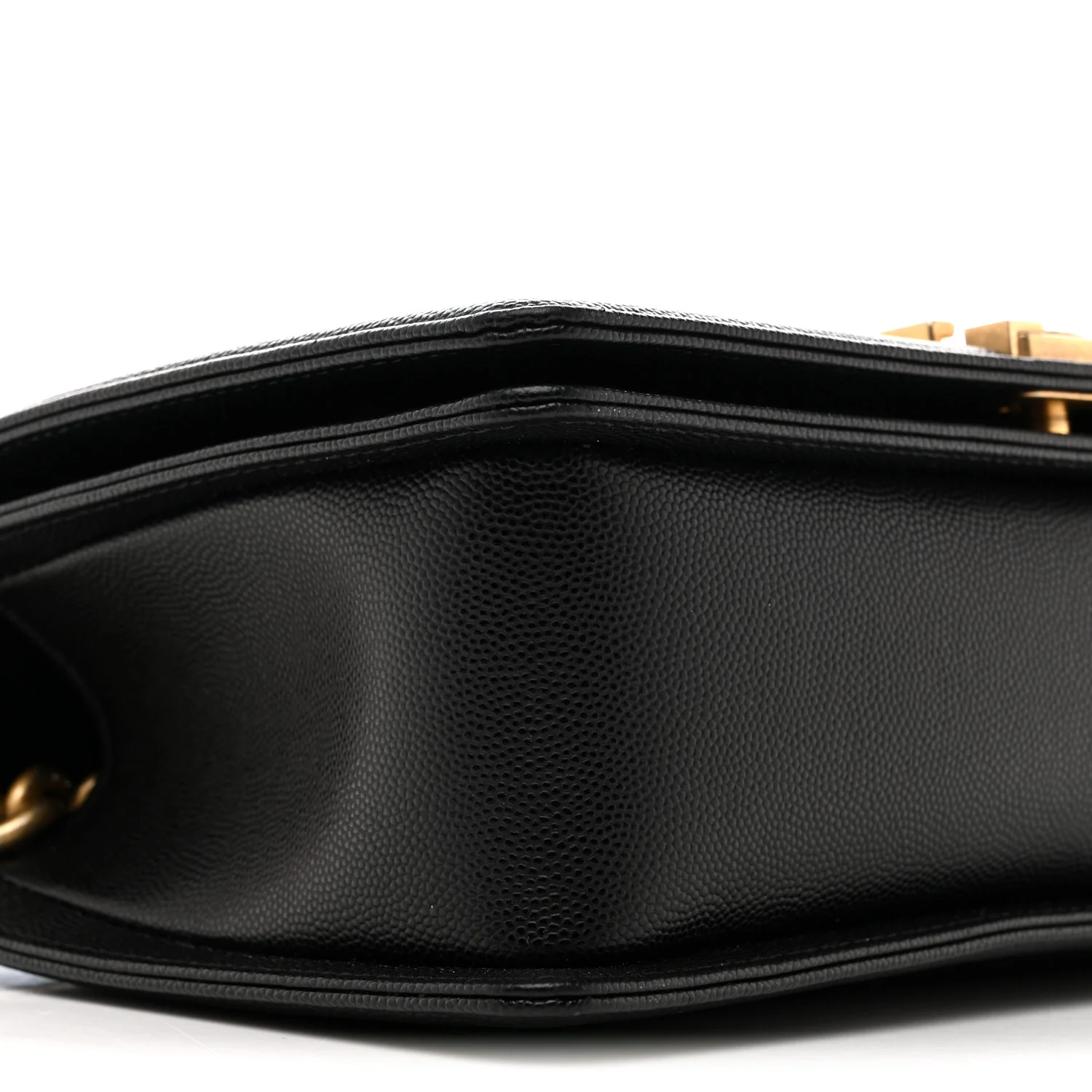 Caviar Quilted Medium Boy Flap Black - Image 9