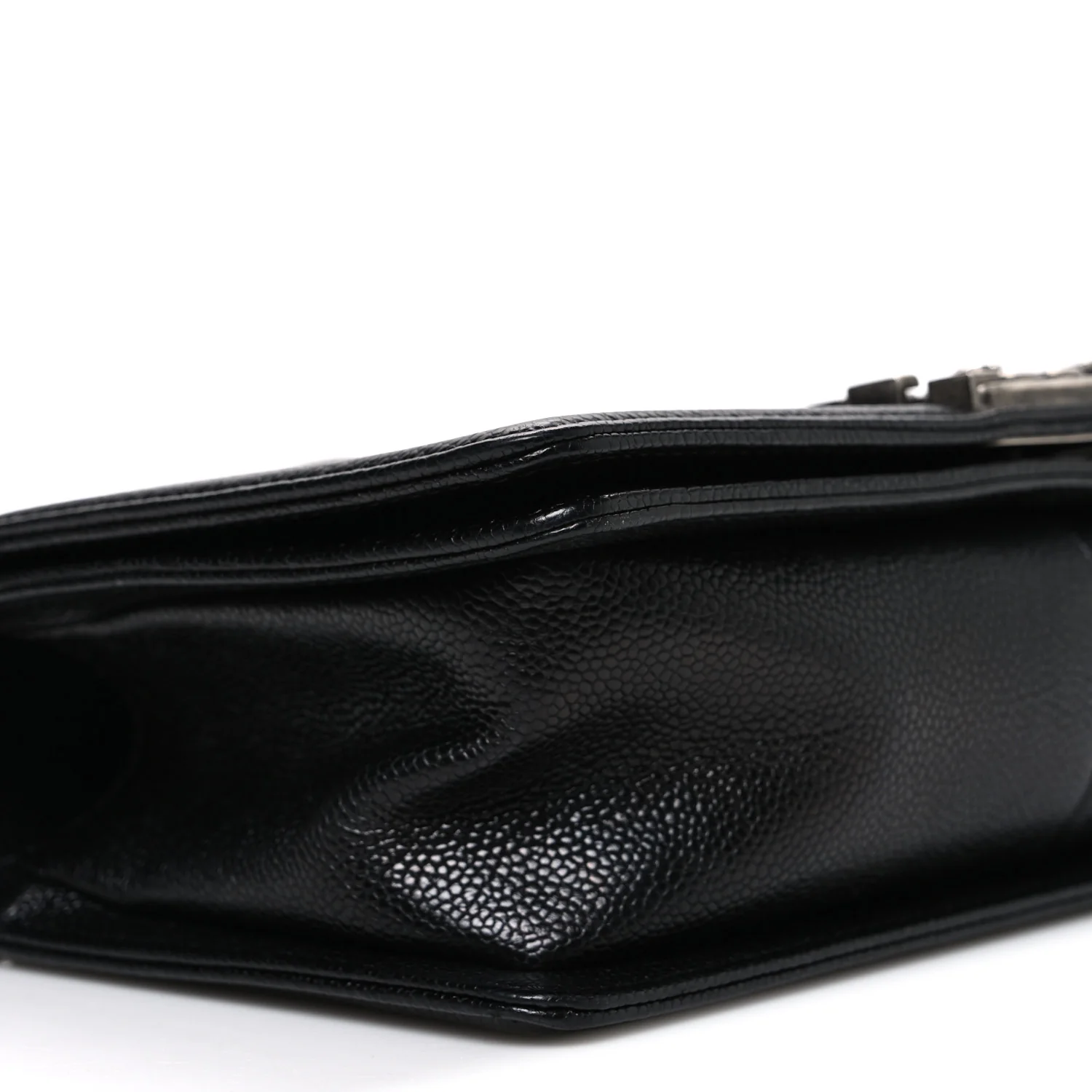 Caviar Quilted Medium Boy Flap Black - Image 9