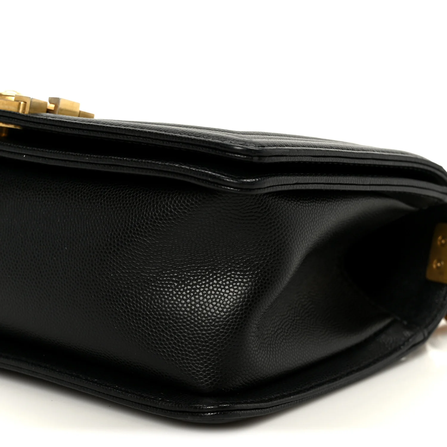 Caviar Quilted Medium Boy Flap Black - Image 10