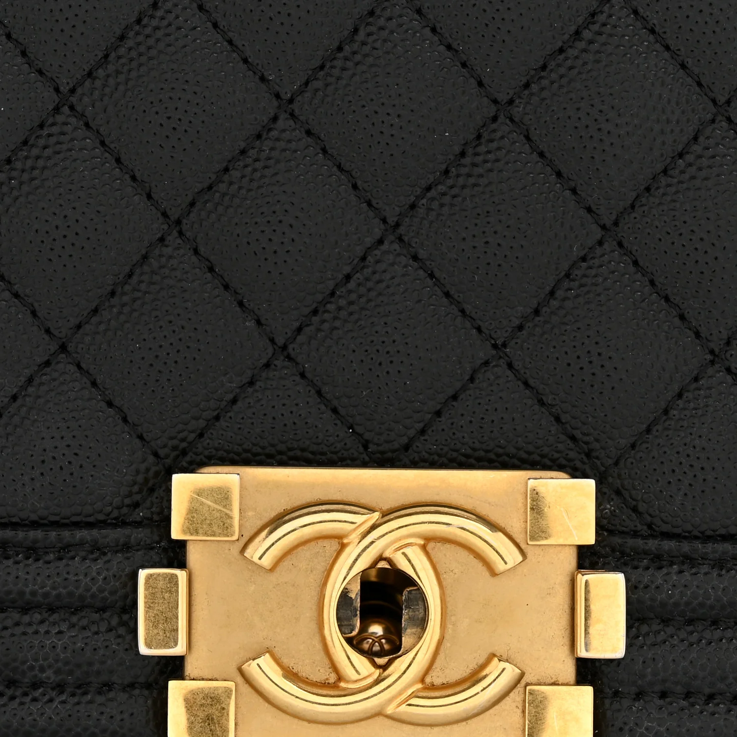 Caviar Quilted Medium Boy Flap Black - Image 11