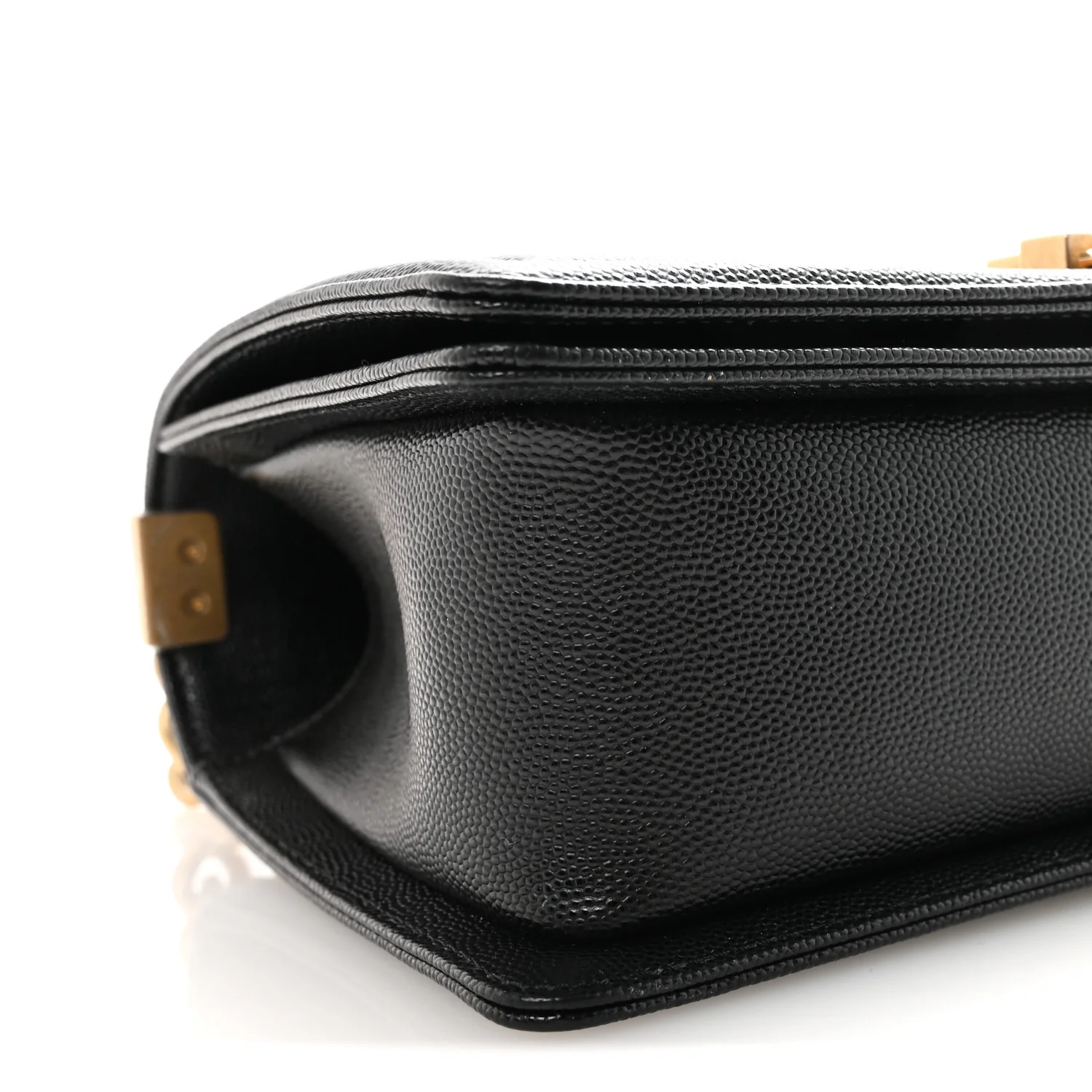 Caviar Quilted Medium Boy Flap Black - Image 9