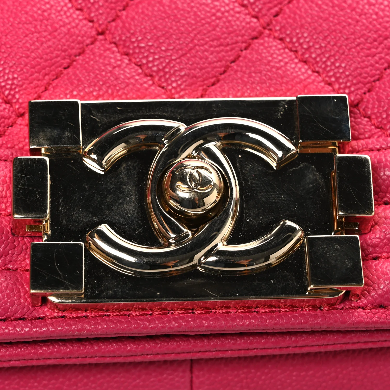 Caviar Quilted Medium Boy Flap Pink - Image 11