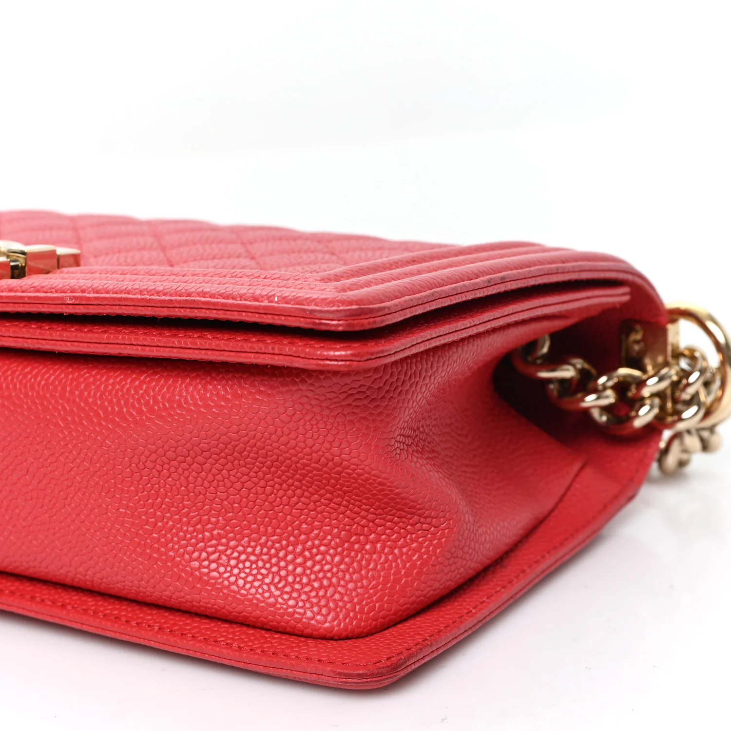 Caviar Quilted Medium Boy Flap Red - Image 10