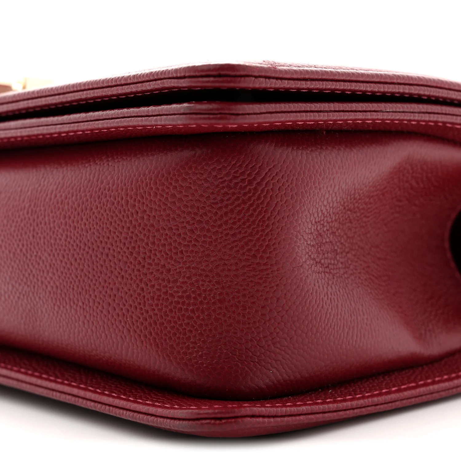 Caviar Quilted Medium Boy Flap Red - Image 10