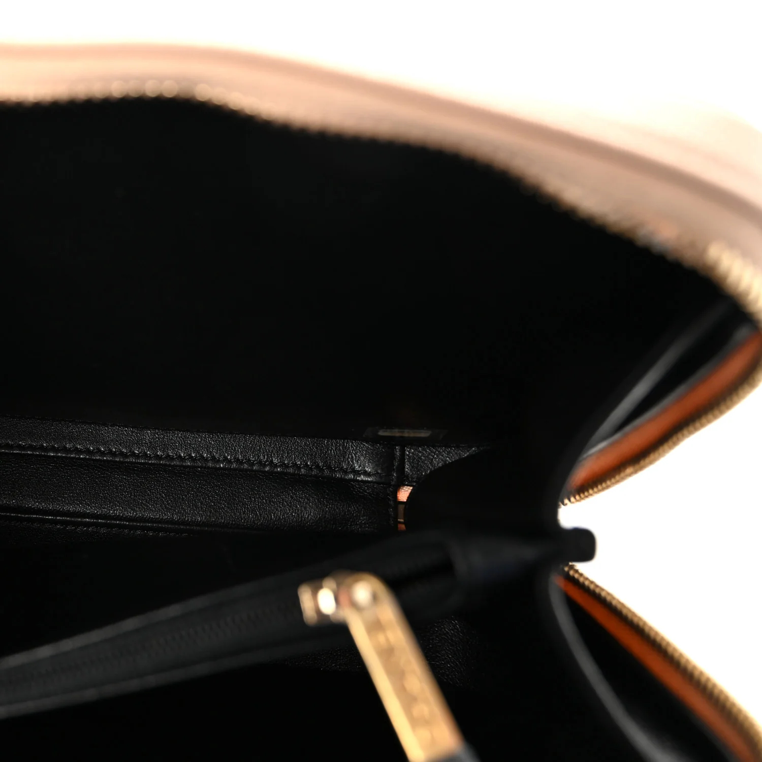 Caviar Quilted Medium CC Filigree Vanity Case Beige Black - Image 5
