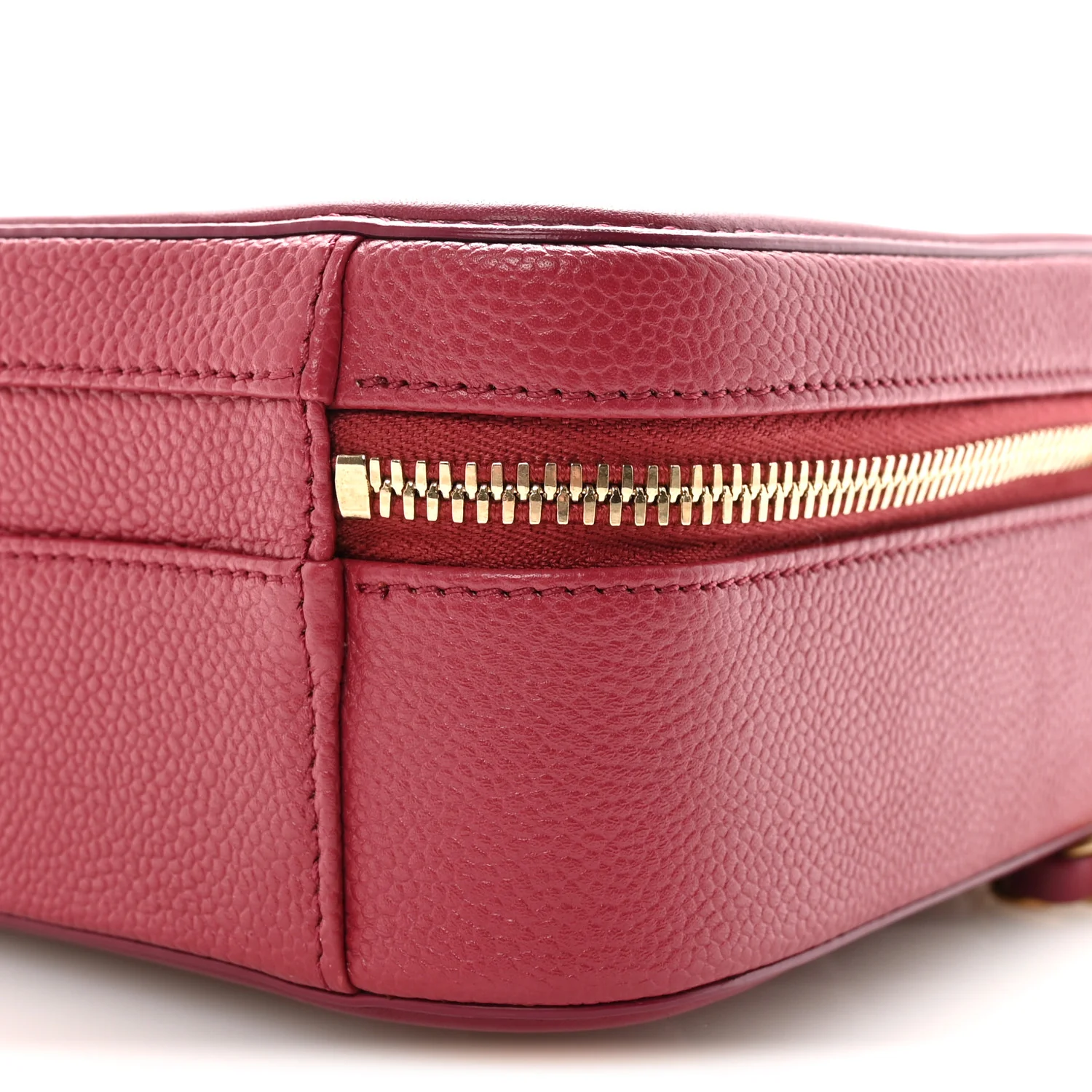 Caviar Quilted Medium CC Filigree Vanity Case Burgundy - Image 11