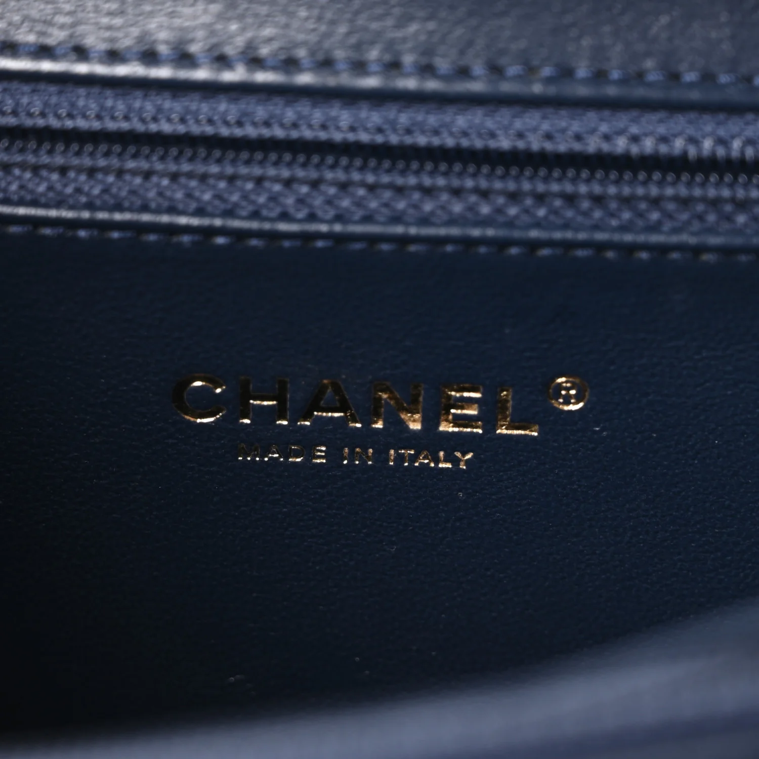 Caviar Quilted Medium CC Filigree Vanity Case Navy - Image 6